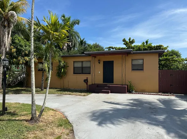1020 NE 146th St, North Miami, FL 33161