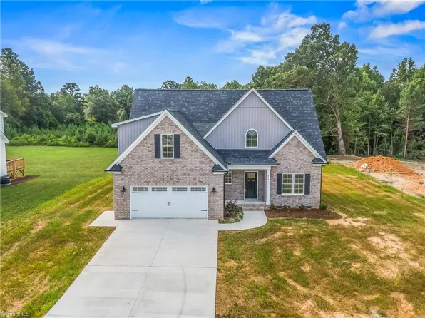 278 Painted Trl, Lexington, NC 27295
