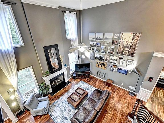 5th image of 9901 Carrington Ln