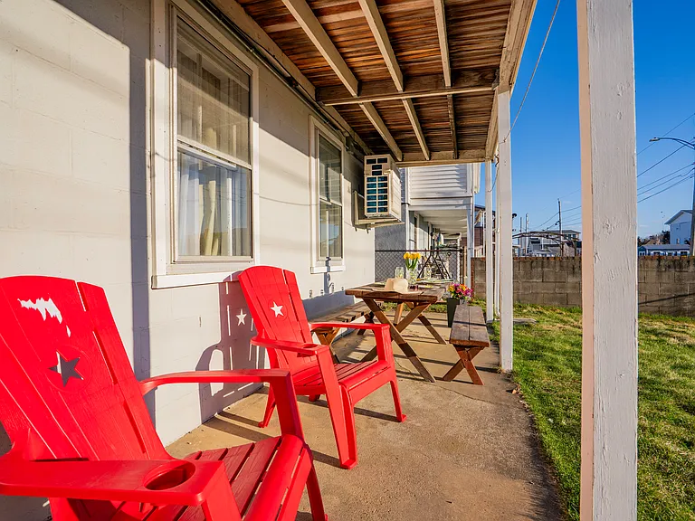 116 Railroad Ave #3 — Photo 44