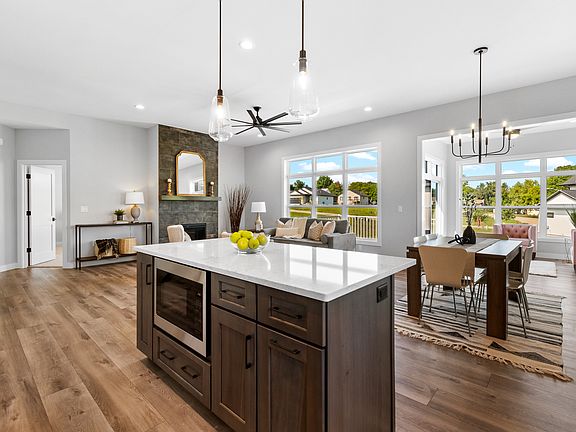 7th image of this home