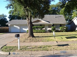 1511 Marlee Ln, Arlington, TX 76014