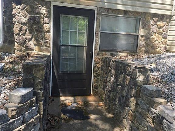 2nd image of 110 Powder Springs St