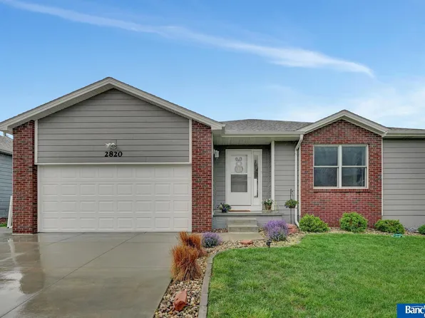 2820 W Peach St, Lincoln, NE 68522