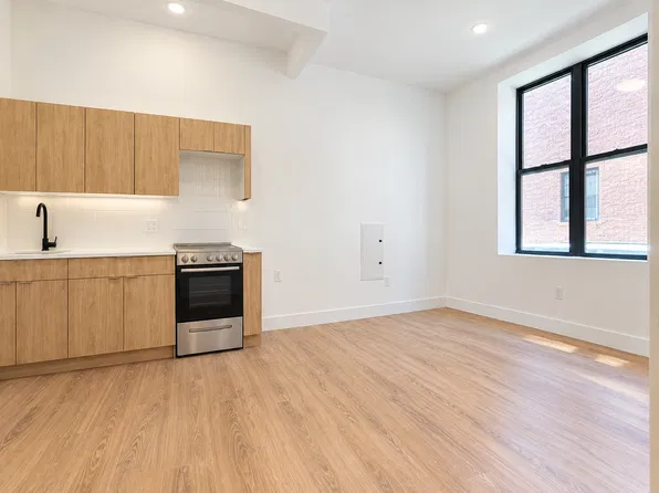 74 W 126th St, New York, NY