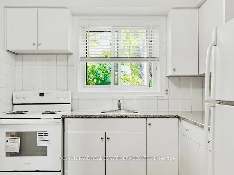 50 Peter St N #2 — Photo 10