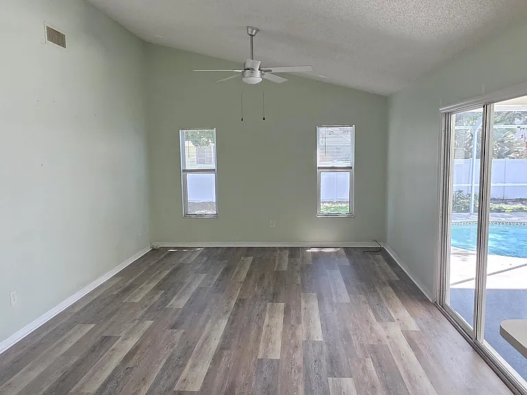2820 SE Pace Dr — Photo 12