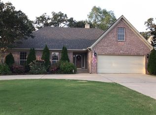 613 E Woodruff Ave, Sherwood, AR 72120