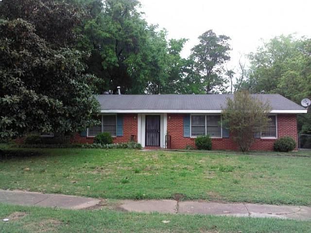 1st image of 2642 Gladlane Dr