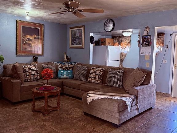 4th image of 329 S 24th St