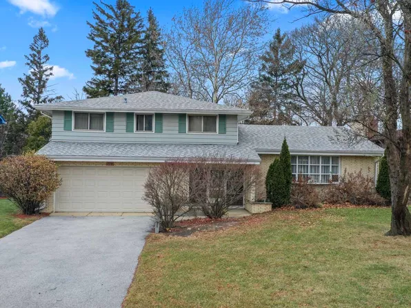 778 Wilson Ave, Glen Ellyn, IL 60137