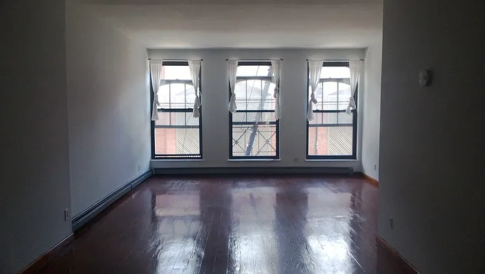 Rented by Platinum Realty Group | media 4