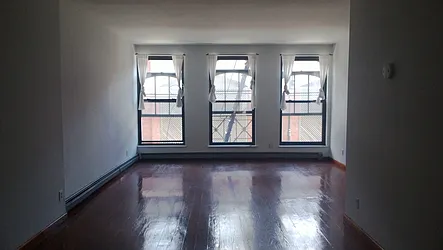 Rented by Platinum Realty Group