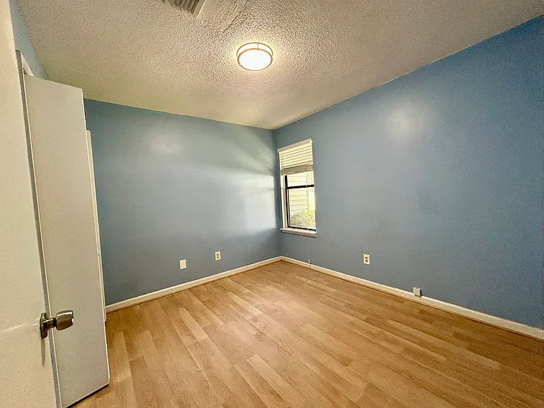 19 Briar Gate Ln — Photo 27