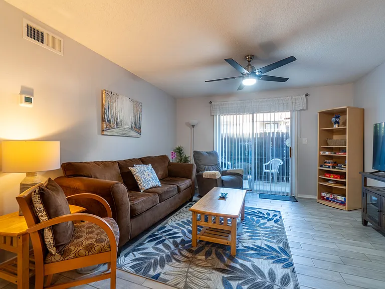 2201 Scenic Highway K #2 — Photo 4