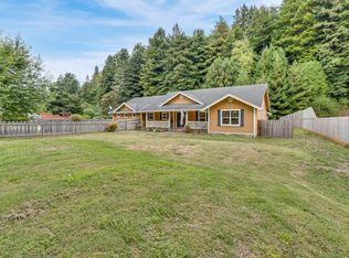 1571 Carson Woods Rd, Fortuna, CA 95540