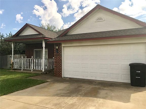 2nd image of 948 N Windermere Dr