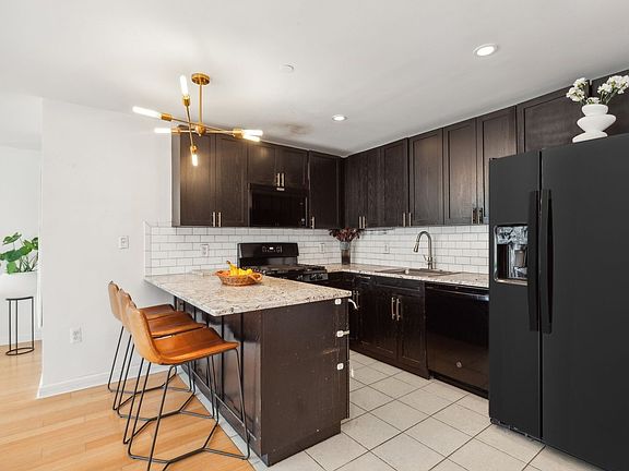 4th image of 145 Park Pl APT 4G