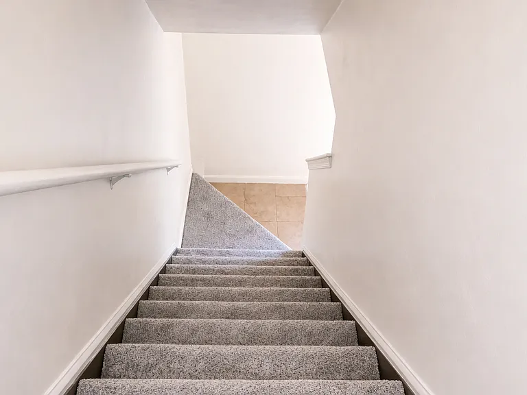 305 Civil Ct #F — Photo 14