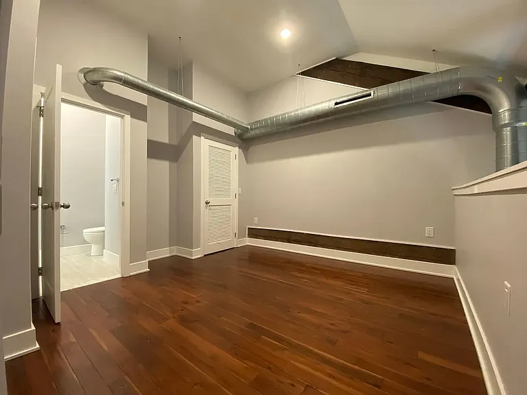 1027 S 4th St #30 — Photo 10