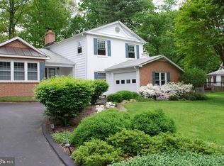 3914 King Arthur Rd, Annandale, VA 22003