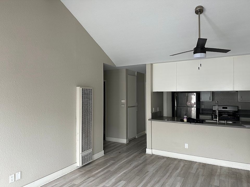 1st image of 1207 Rose Ave #11215800
