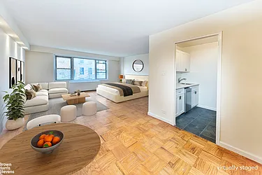 220 East 60th Street, #5A