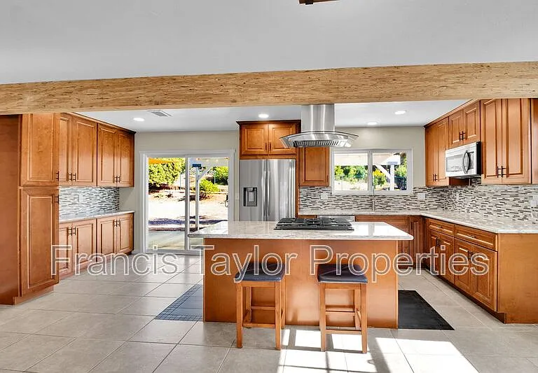 2053 Habero Dr — Photo 15