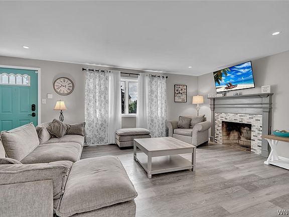 3rd image of 6653 Liebler Rd