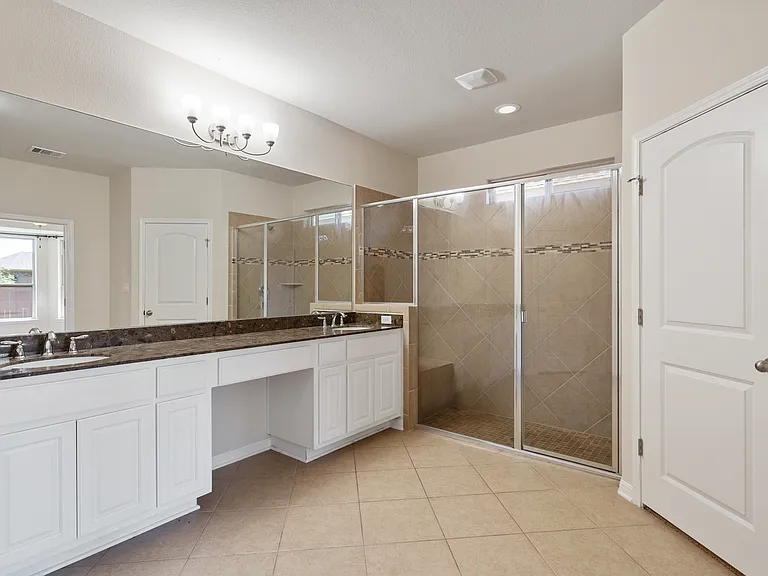 2428 Granite Hill Dr — Photo 58