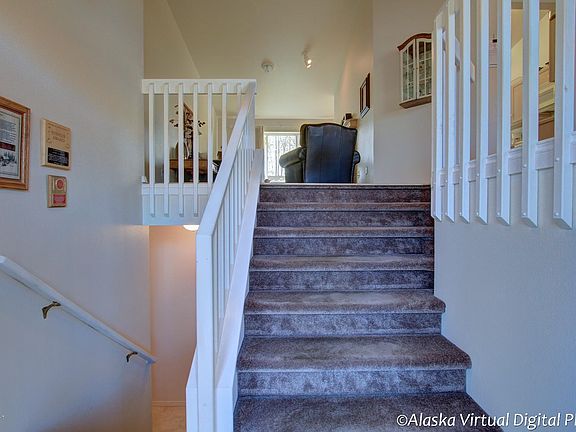 4th image of 16450 Nicoli Way