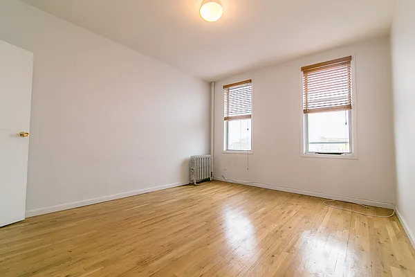 Rented by Nooklyn NYC LLC | media 21