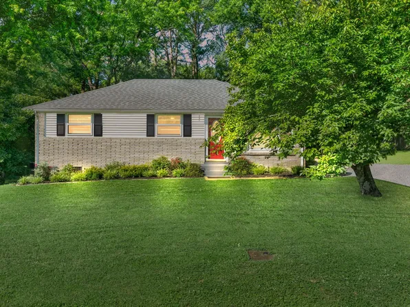 3805 Barlow Dr, Nashville, TN 37211