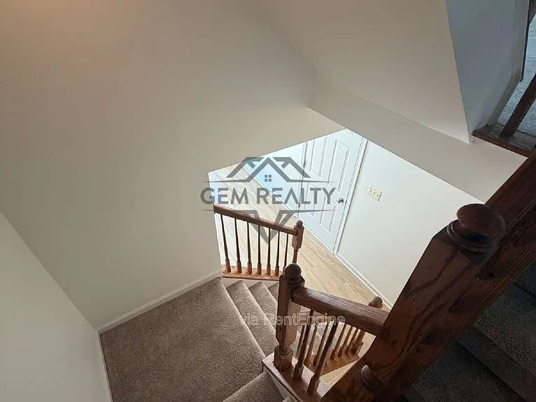 4710 Turnberry Dr — Photo 12