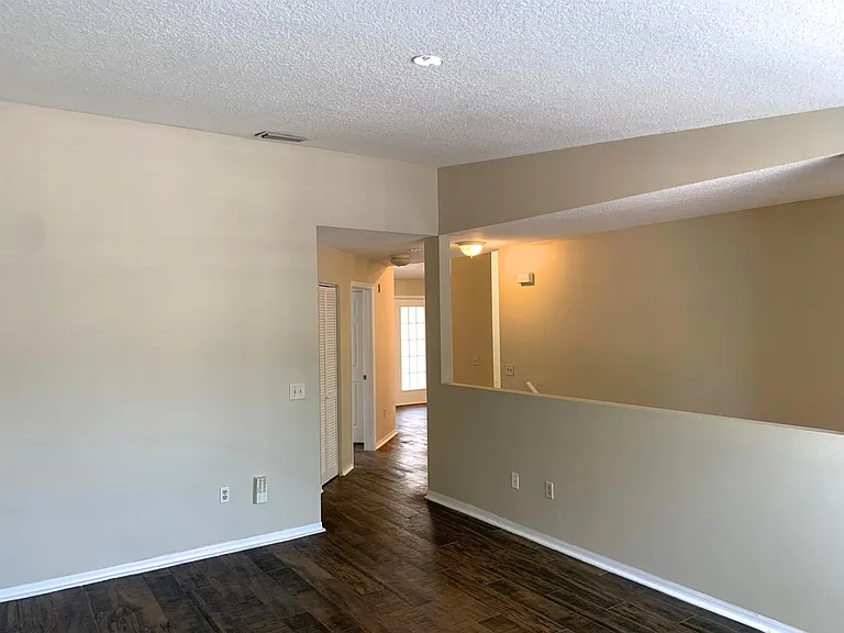 19207 Harbour Vista Cir — Photo 5