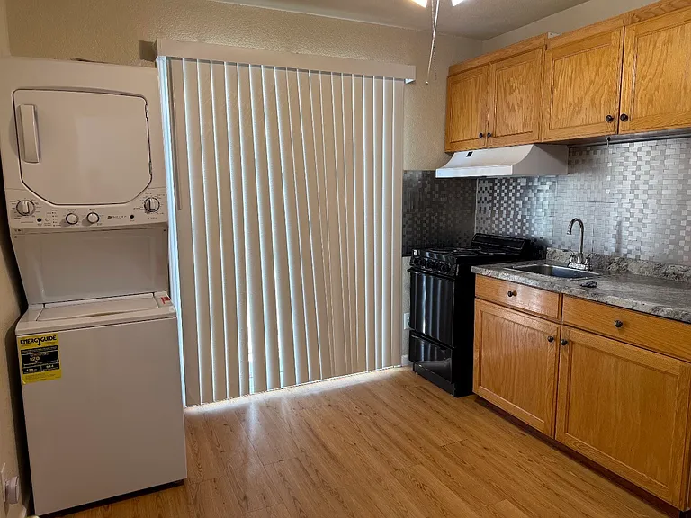 8447 Heritage Hill Dr — Photo 5