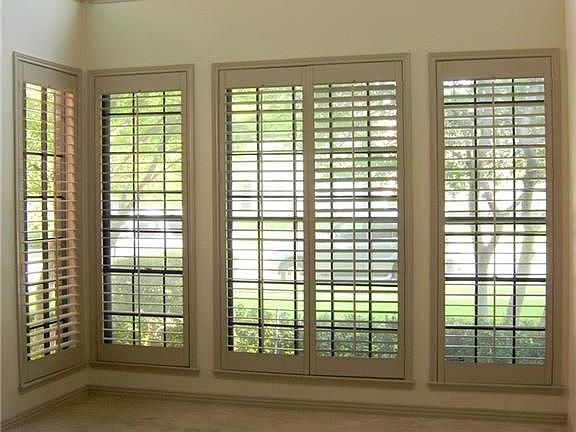 2nd image of 4107 Emerson Ave