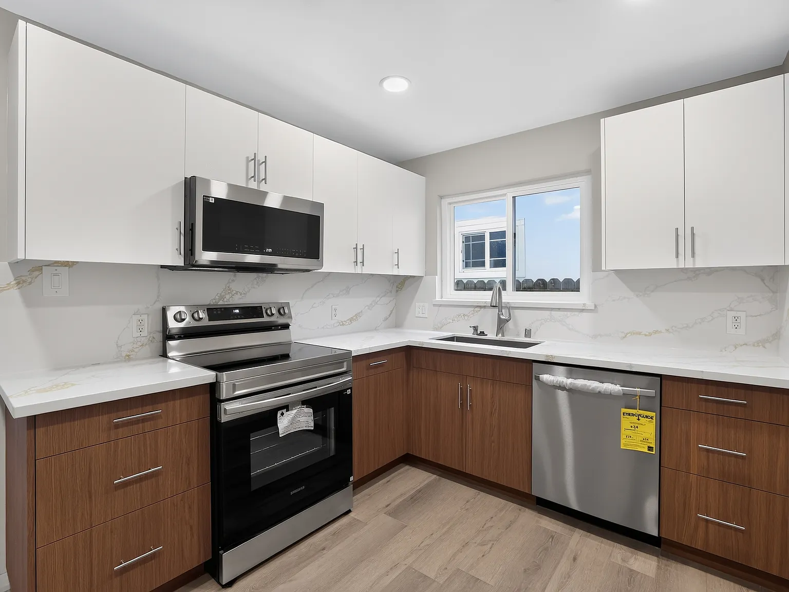 1 bed, 635 sqft, $1,795 — Photo 2