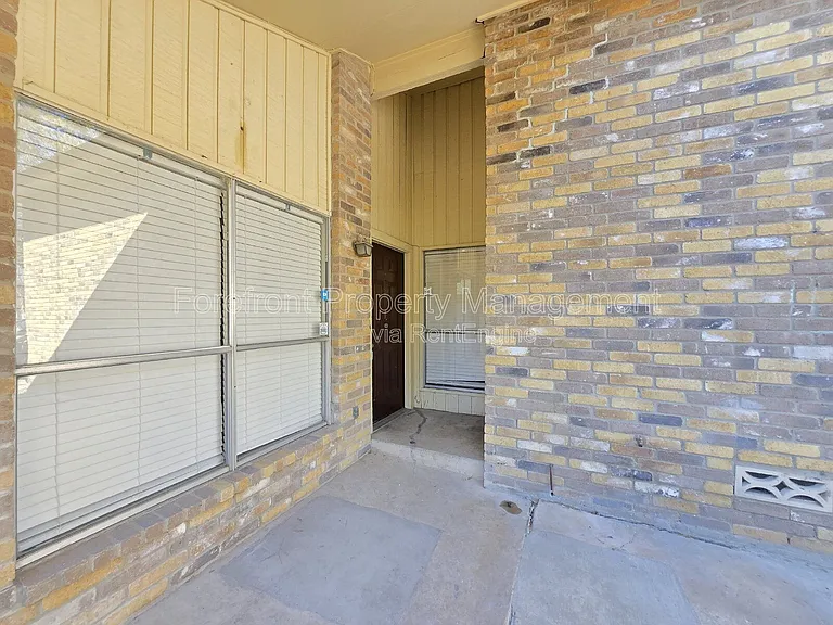 5507 Roanwood — Photo 22