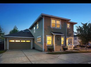 2456 Prairie Ln, Santa Rosa, CA 95403