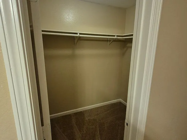 8806 Slumber Ln — Photo 30