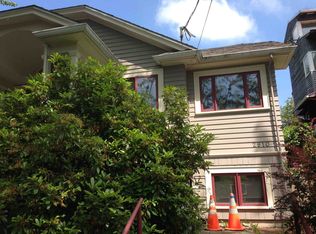 2910 NE 53rd St, Seattle, WA 98105