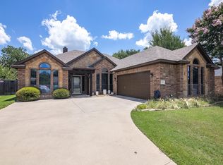 325 Jade Ln, Weatherford, TX 76086