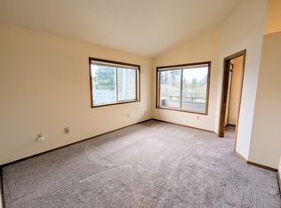 2760 NW 85th St APT 209, Seattle, WA 98117