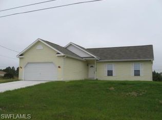 3916 3rd St SW, Lehigh Acres, FL 33976