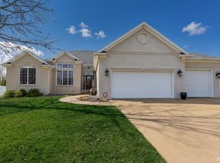 2411 Brandalin Dr, Newburgh, IN 47630