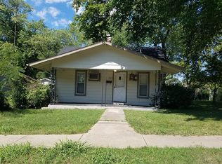 721 W Della St, Springfield, MO 65803
