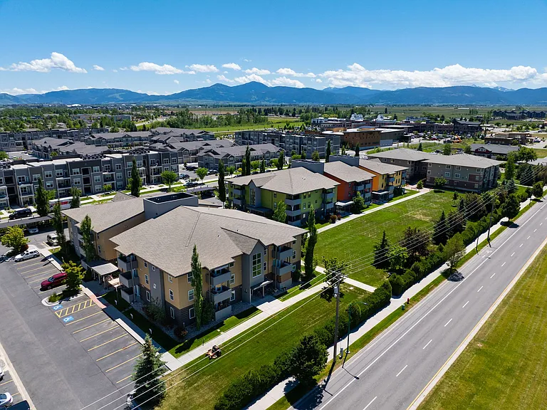 210 S Cottonwood Rd #208 — Photo 23