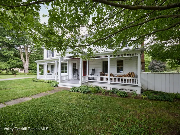 306 County Rte 21c, Hillsdale, NY 12529