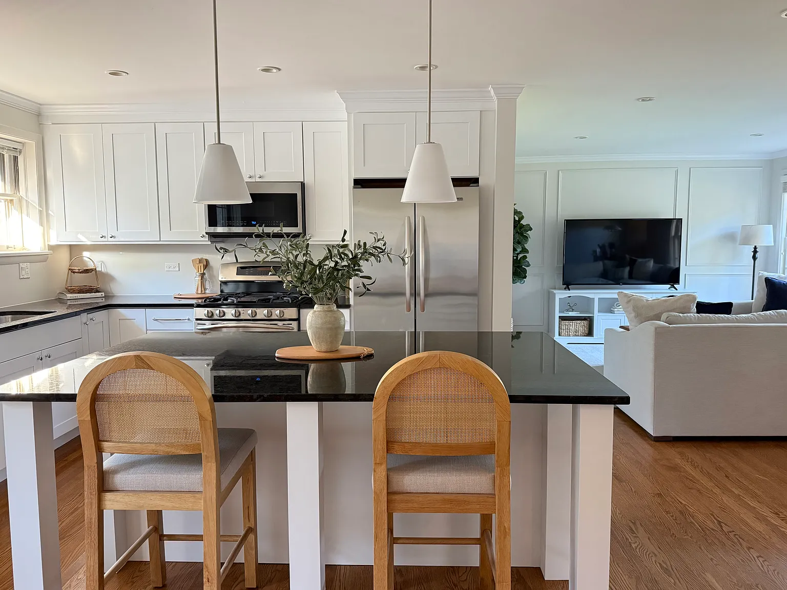 3 bed, 1763 sqft, $5,500 — Photo 3